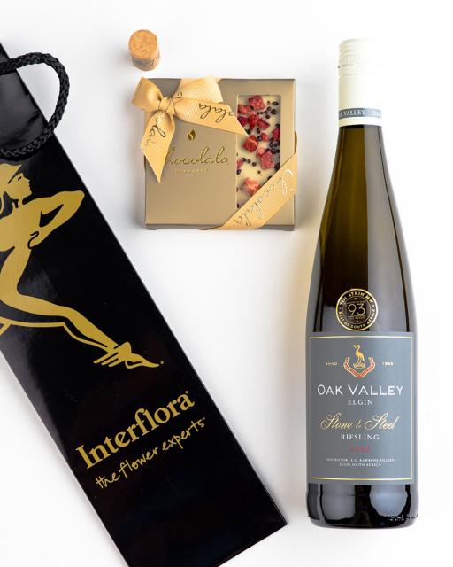 Gift bag with Oak Valley Riesling wine and strawberry-champagne chocolate