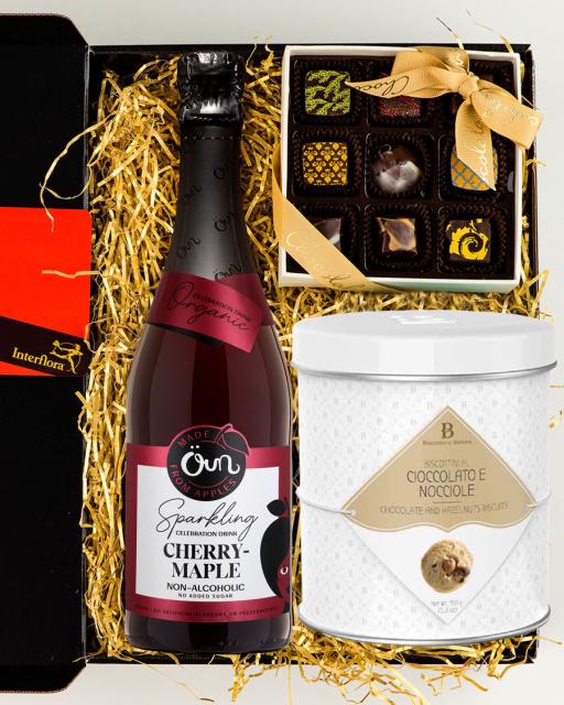 Small gift box with cherry-maple sparkling drink (alcohol-free)