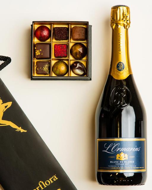 L'Ormarins Blanc de Blancs sparkling wine and chocolates