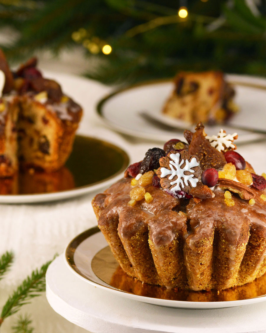 Marzipan Christmas cake