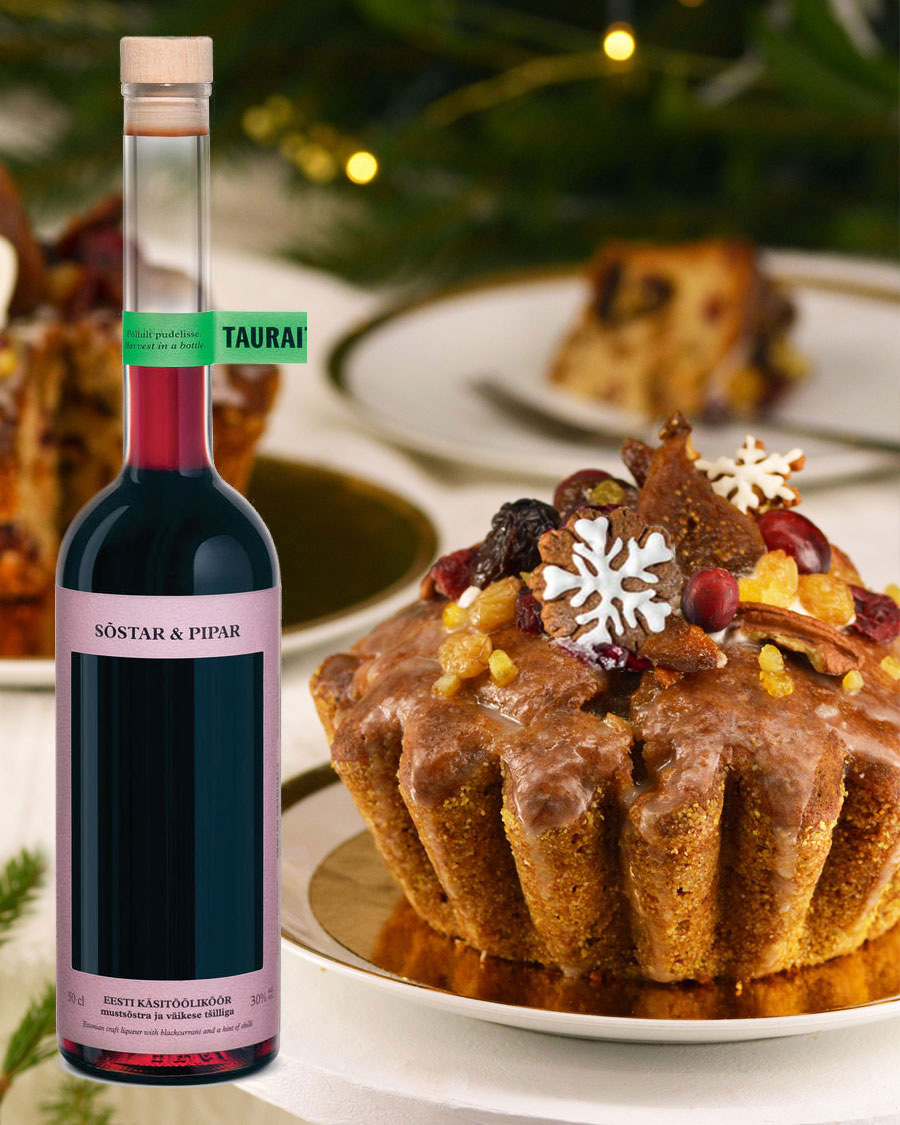 Gift bag with Currant&Pepper liqueur (50 cl) and marzipan fruitcake